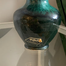 Load image into Gallery viewer, Small Vintage Ceramic Vase
